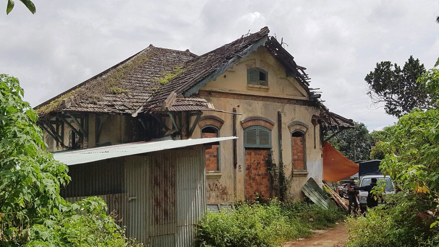 Đà Lạt: Nhiều công trình kiến trúc bị bỏ hoang