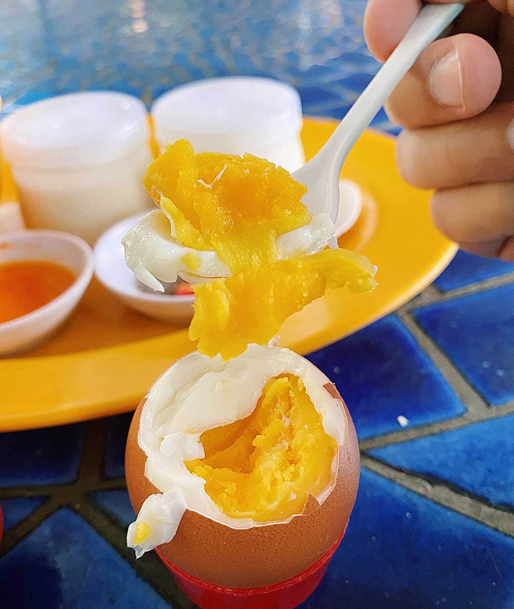 Có gì ở món trứng gà luộc Cô Tiên Vũng Tàu mà du khách nhất định phải thử 1 lần?