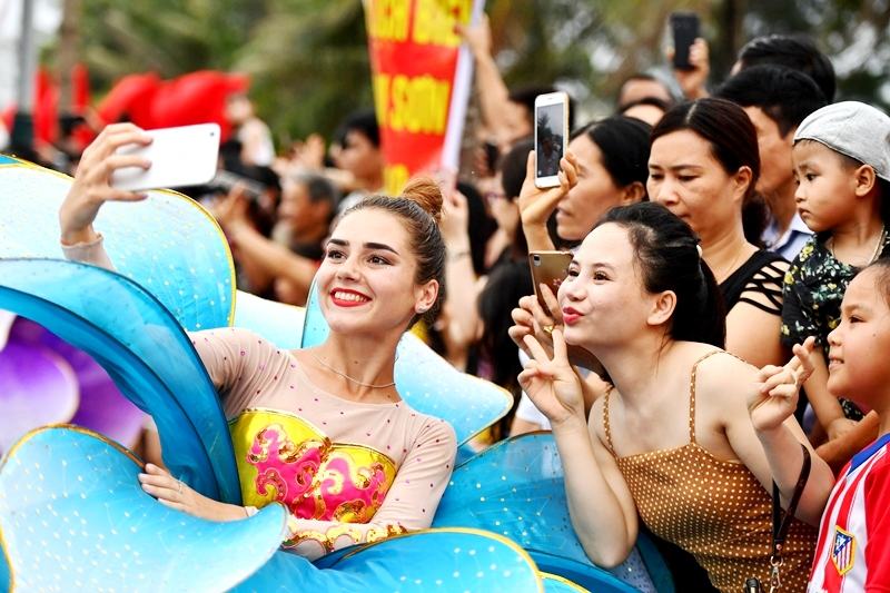 Lễ hội đường phố biển Sầm Sơn 2021 bị hoãn do dịch covid 19
