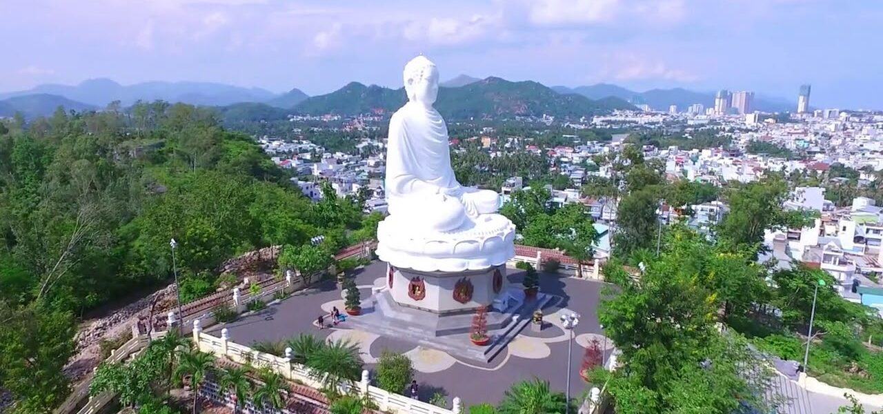 Chùa Long Sơn Nha Trang – ngôi chùa linh thiêng bậc nhất Đông Nam Á - Ảnh đại diện