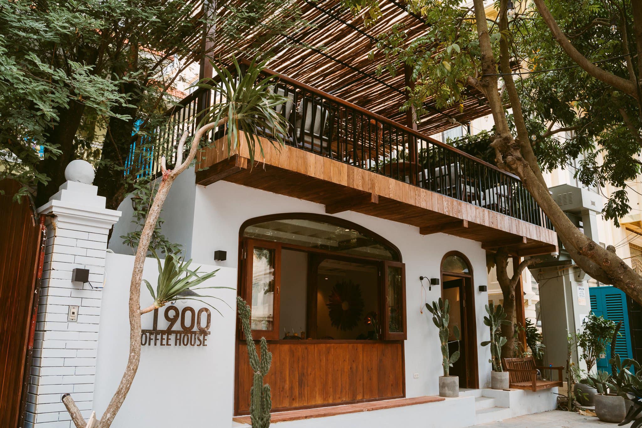 1900 Coffee House Địa chỉ: Số 6, đường Rặng Dừa, Cái Dăm