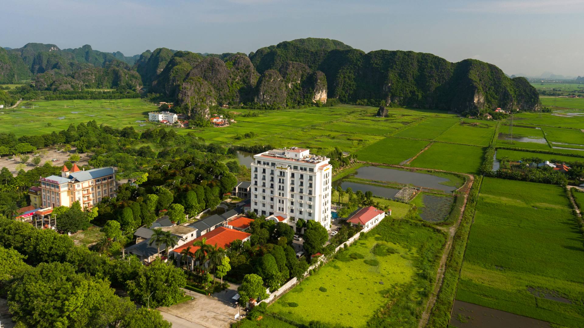 Review chi tiết Ninh Bình Hidden Charm Hotel & Resort