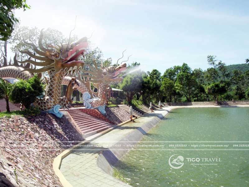 Hồ Khải Hoàn tại Paragon Resort