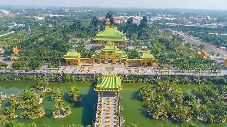 Ảnh chụp toàn cảnh tại Khu du lịch Đại Nam