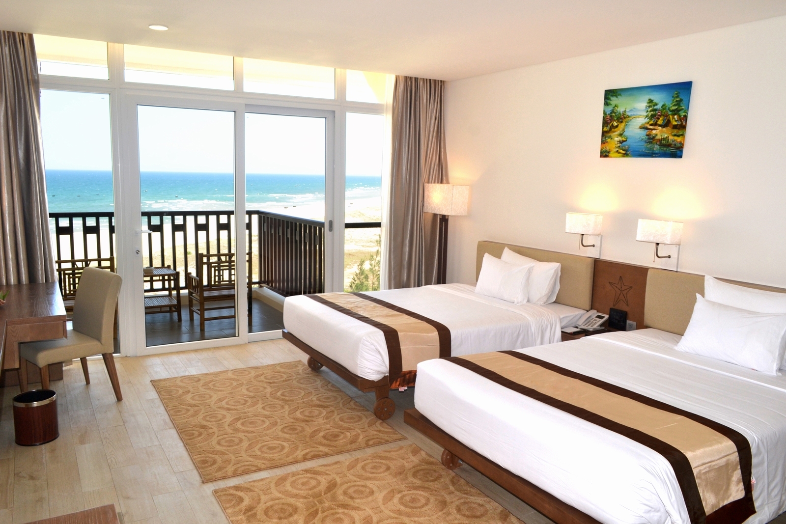 Sandy Beach Resort Đà Nẵng