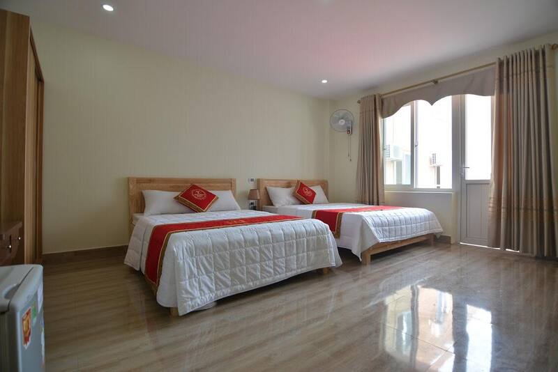 Tigon Villa Hải Tiến Resort là một khu nghỉ dưỡng cao cấp tọa lạc bên bãi biển Hải Tiến.