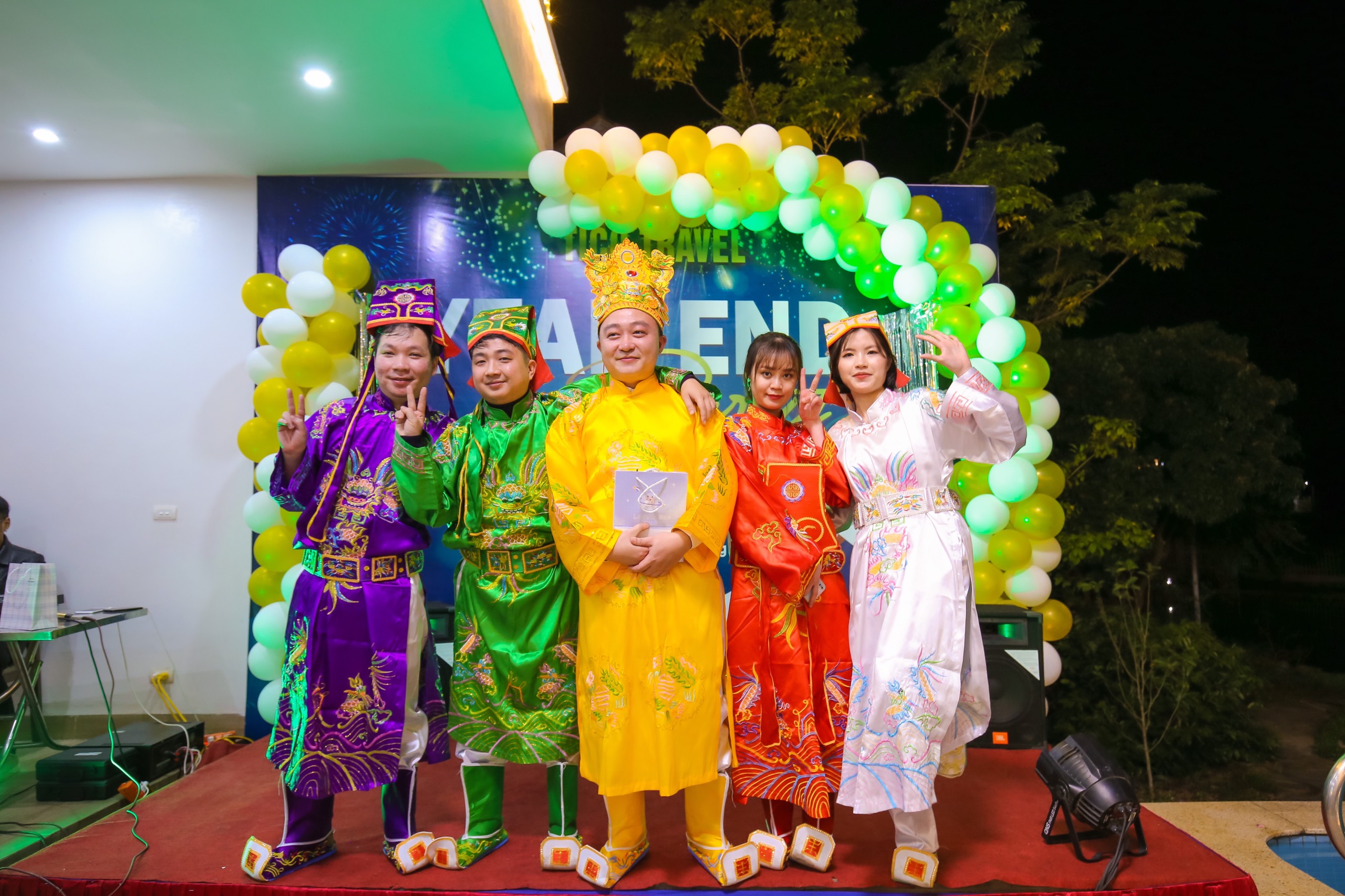 Tico Travel Year End Party tổ chức gameshow
