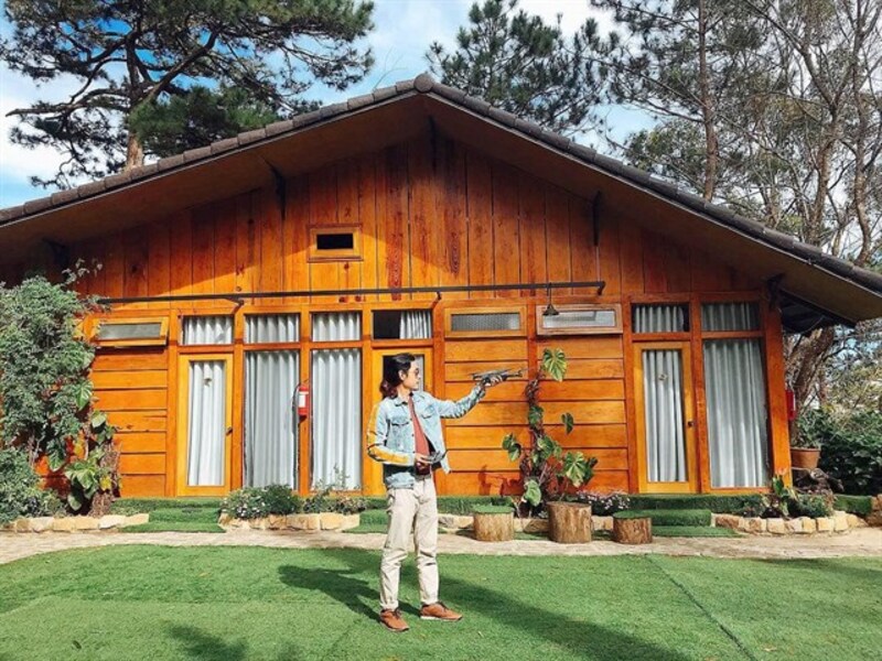 Review Nomini Homestay Đà Lạt - Ngôi nhà gỗ xinh xắn giữa núi rừng