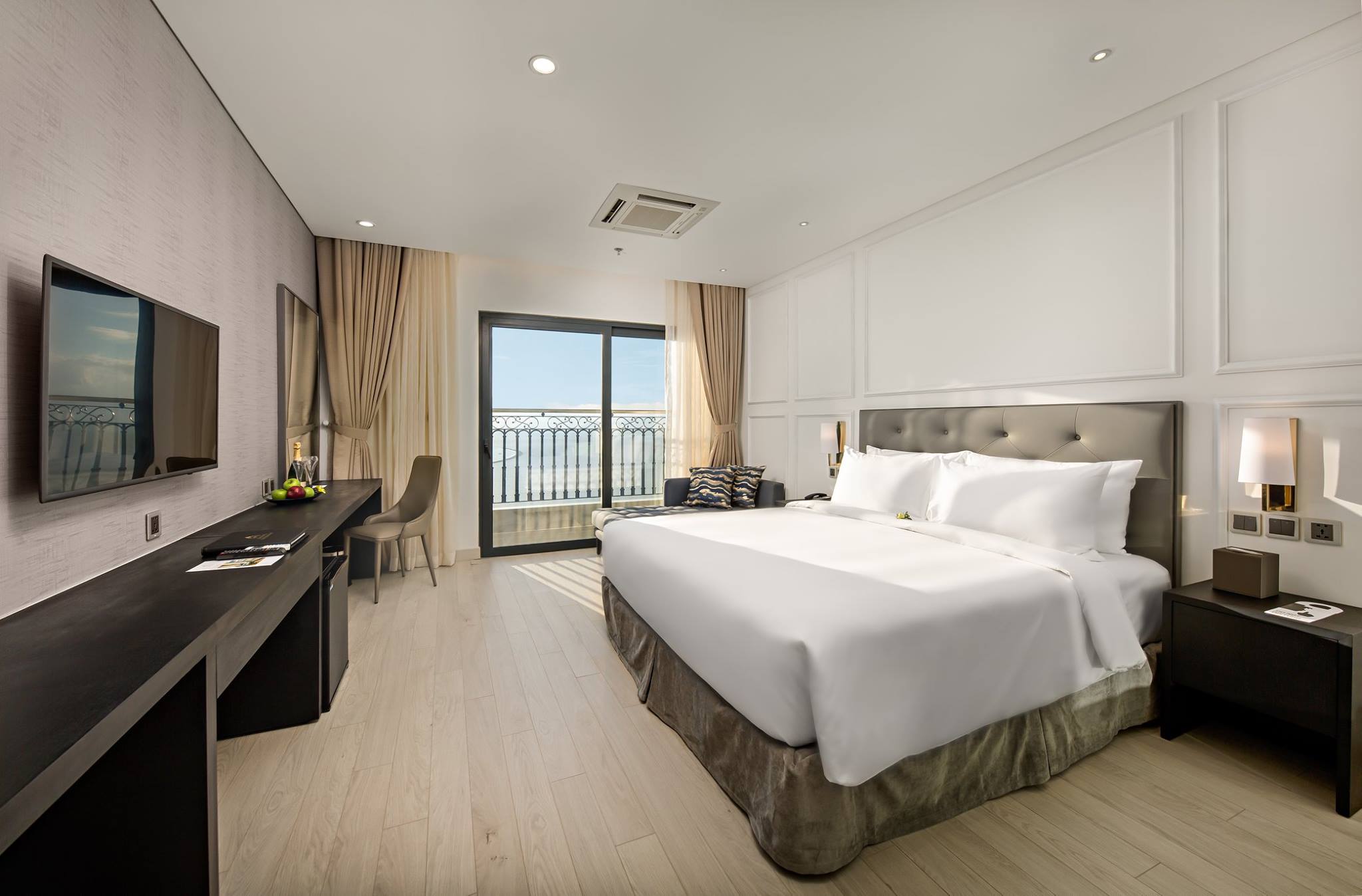 Phong cách thiết kế của khách sạn golden bay đà nẵng