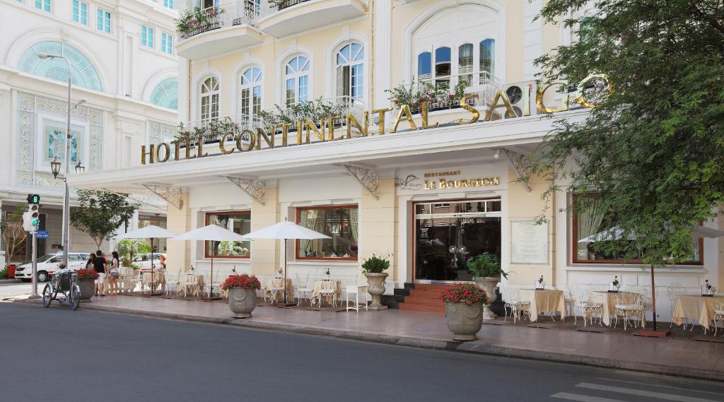 Hotel Continental SaiGon - Cổ điển kiểu Pháp xưa