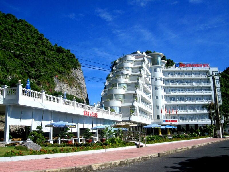Hung Long Harbour Hotel - Ngắm nhìn cảnh biển