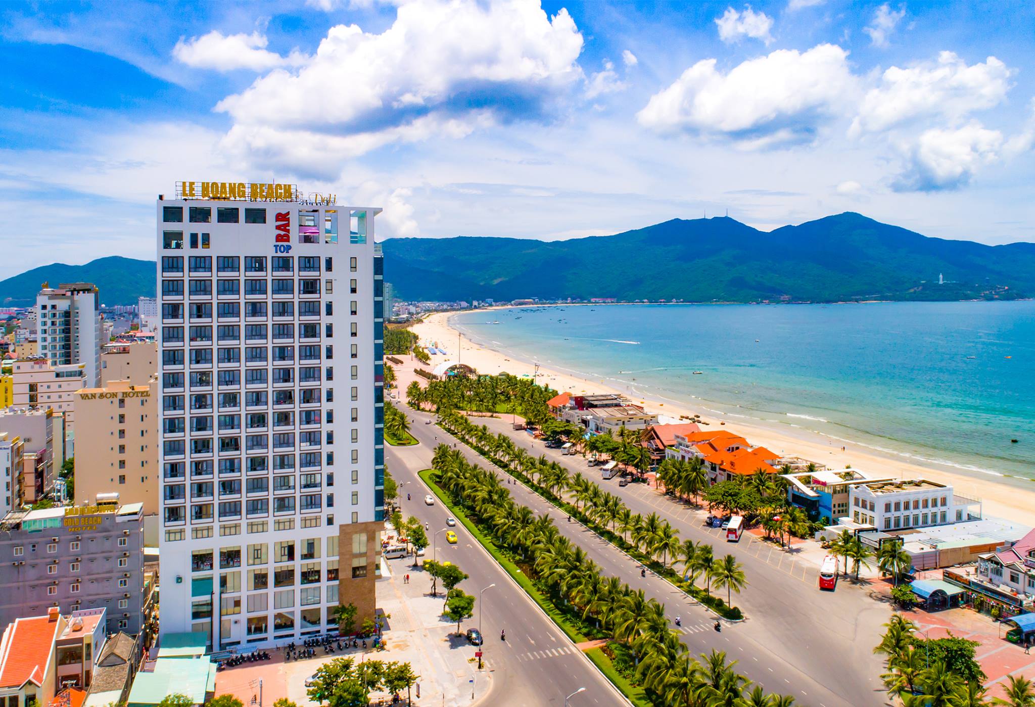 Khách sạn Lê Hoàng Beach Đà Nẵng - Bãi biển xinh đẹp hiền hòa