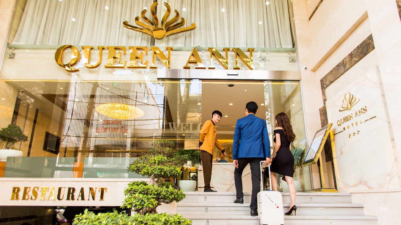 Khách Sạn Queen Ann Nha Trang