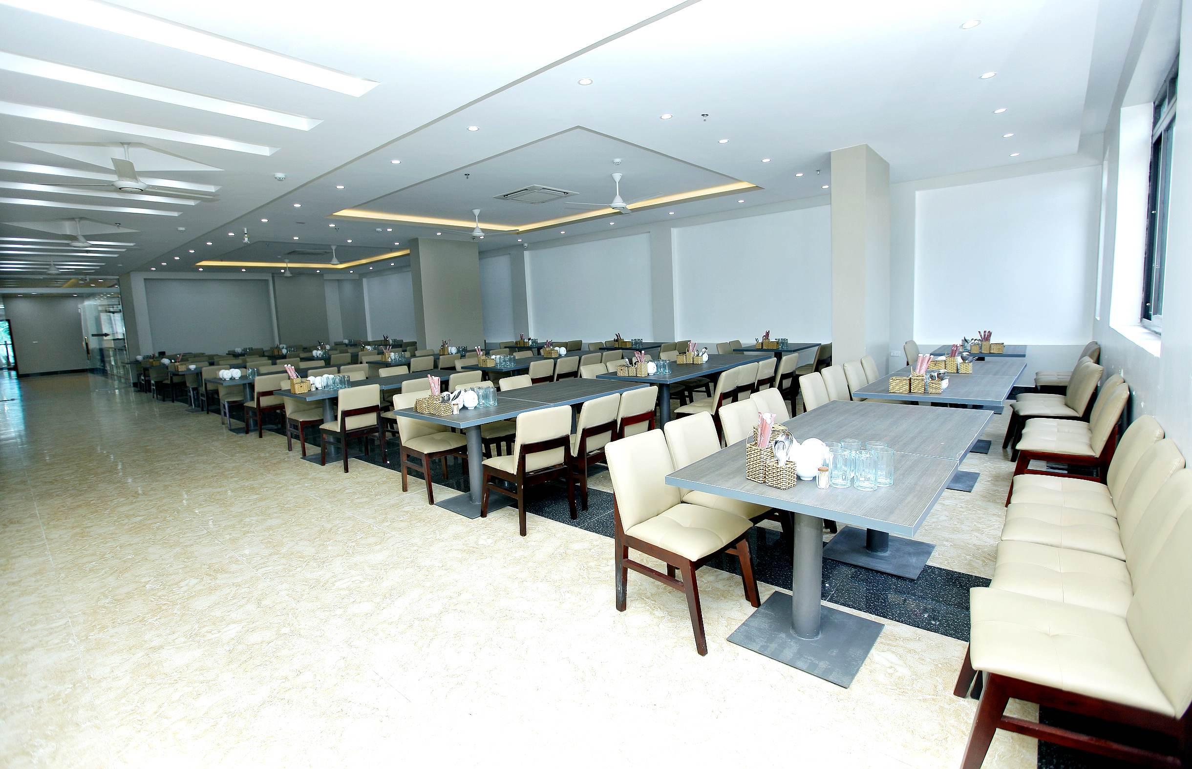 Khách sạn Sông Gianh Sầm Sơn: Vẻ đẹp hiện đại bên bờ biển