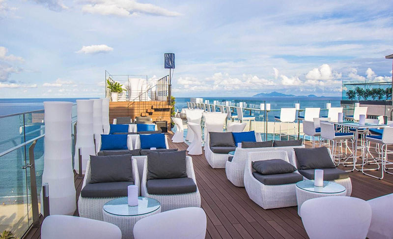 Sky Bar Coffee Music Top Building của Grand View Palace