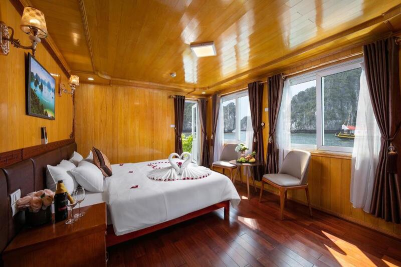 Azela Cruise - Du thuyền đẹp nhất Vịnh biển Hạ Long