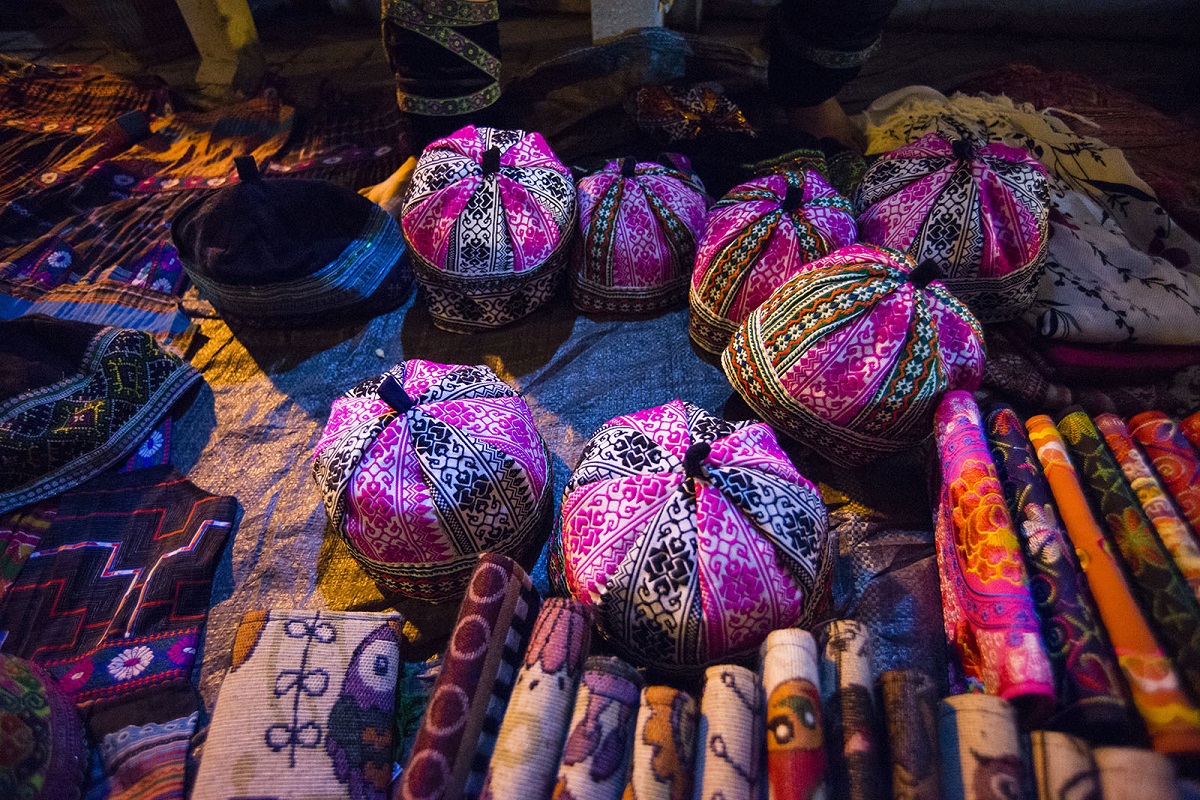 chợ đêm sapa