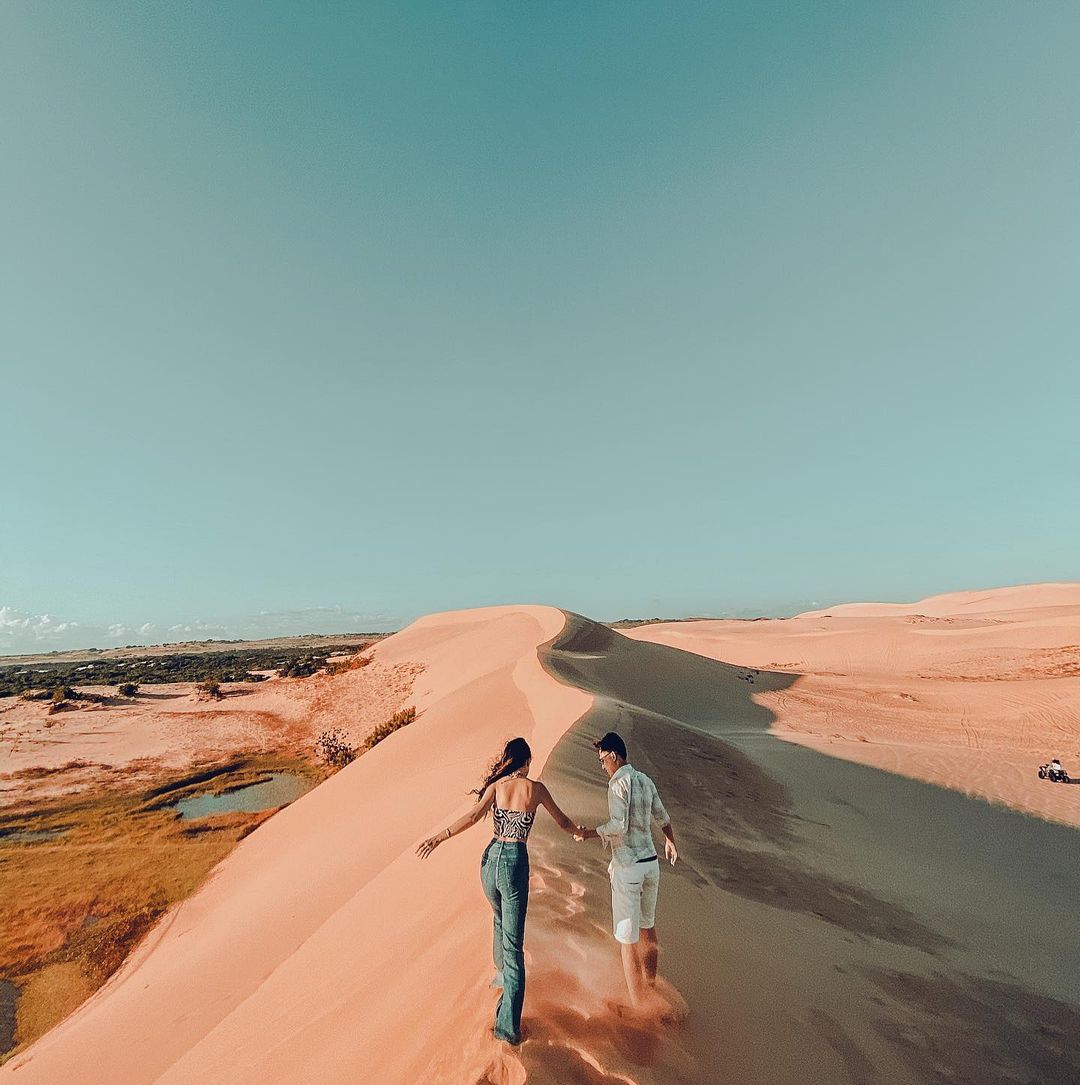 Lạc vào sa mạc cát bao la tại Đồi Cát Trắng Mũi Né
