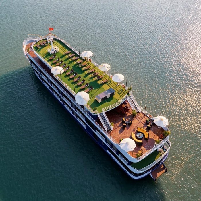 Du thuyền Camellia Cruise - Khám phá cảnh quan tuyệt mỹ