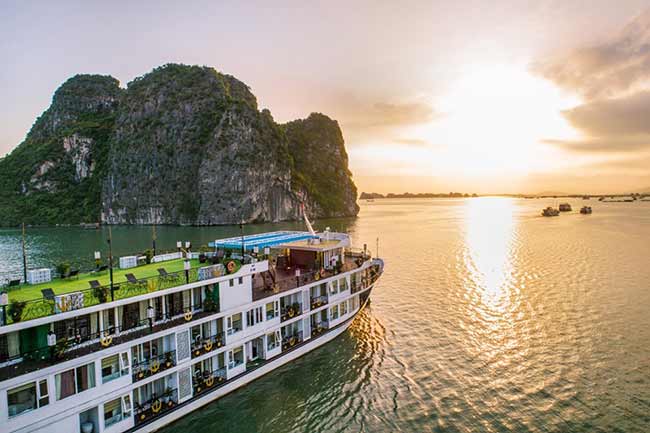 Dynasty Cruise Halong: du thuyền 5* đẳng cấp hoàng gia
