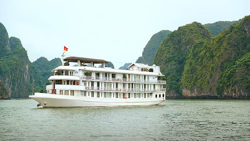 Khám phá du thuyền Emotion Cruise Halong Bay mê quên lối về 