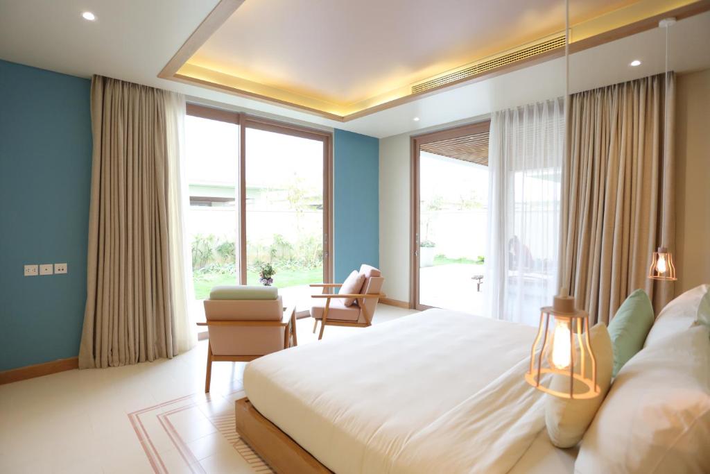 FLC Luxury Hotel Samson: Cung Điện Hoàng Gia Cạnh Bãi Biển