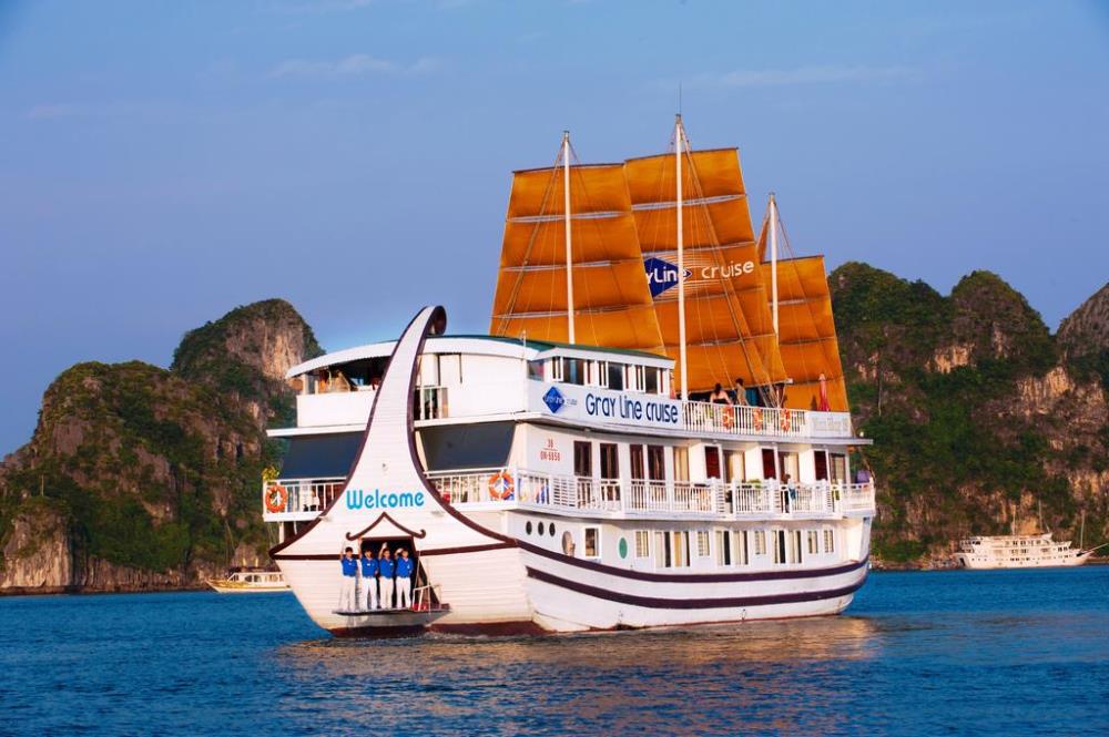 Gray Line Cruise Halong - Hải trình thú vị trên vịnh Hạ Long