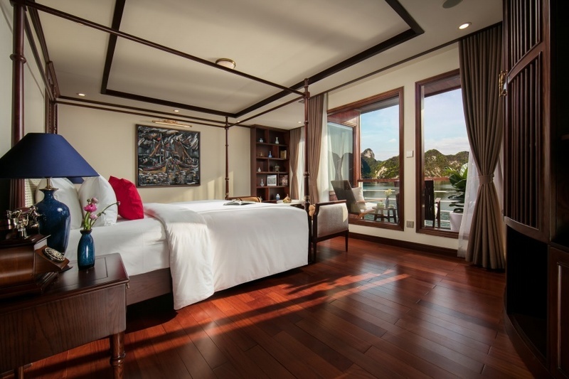 Heritage Cruises - Du thuyền 5 sao trên vịnh Hạ Long
