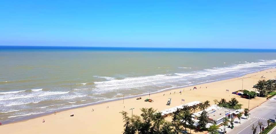 Bãi biển Sầm Sơn gần khách sạn Mường Thanh Thanh Hóa