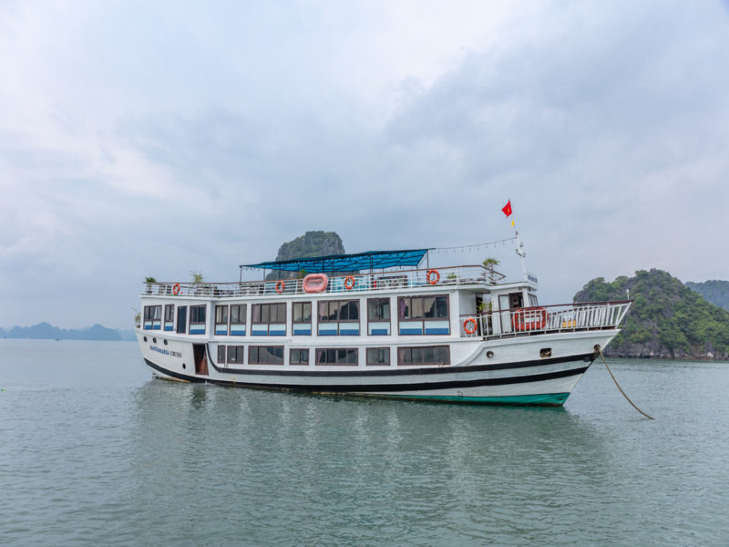 Santa Maria Cruise Halong - Du thuyền 4 sao đẹp nhất Hạ Long