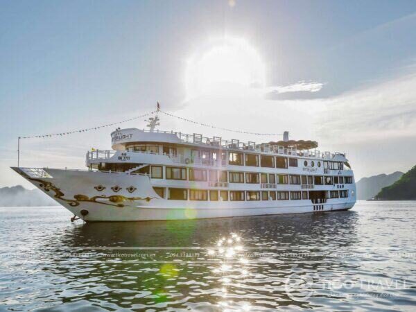 Ảnh chụp villa Starlight Cruise Halong số 4