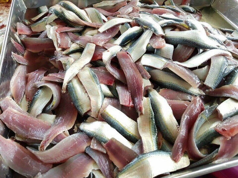 Gỏi cá trích Phú Quốc - Món ngon đậm chất biển