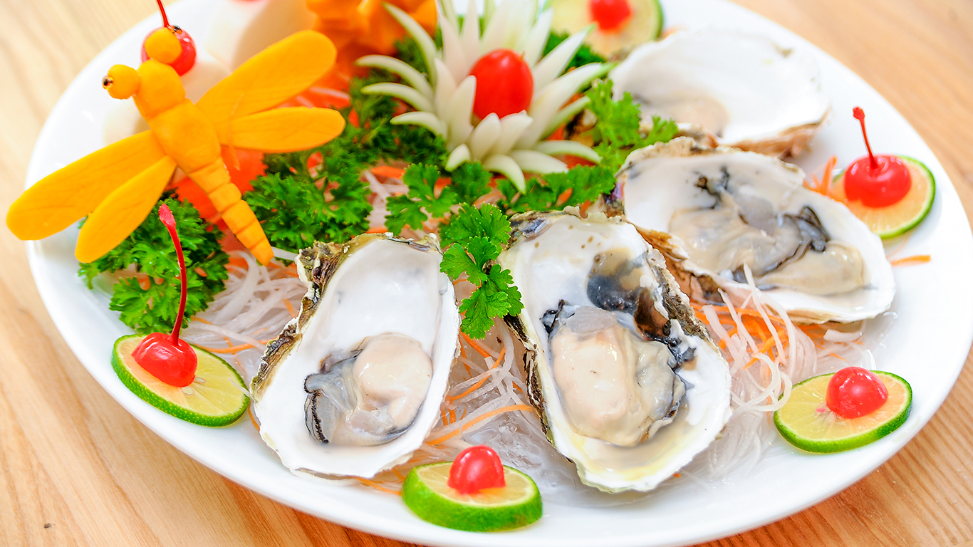 Top các địa điểm hải sản Nha Trang “hot hit” ngon - bổ - rẻ