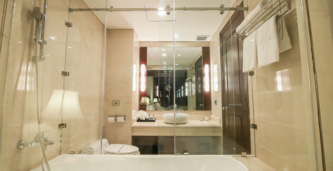 Khách sạn Sài Gòn Hạ Long: giá bình dân, view đẹp biển đẹp