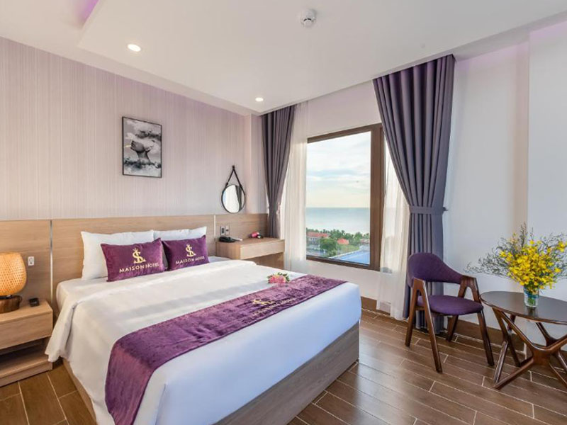Phòng Deluxe giường đôi hướng tầm nhìn ra biển 