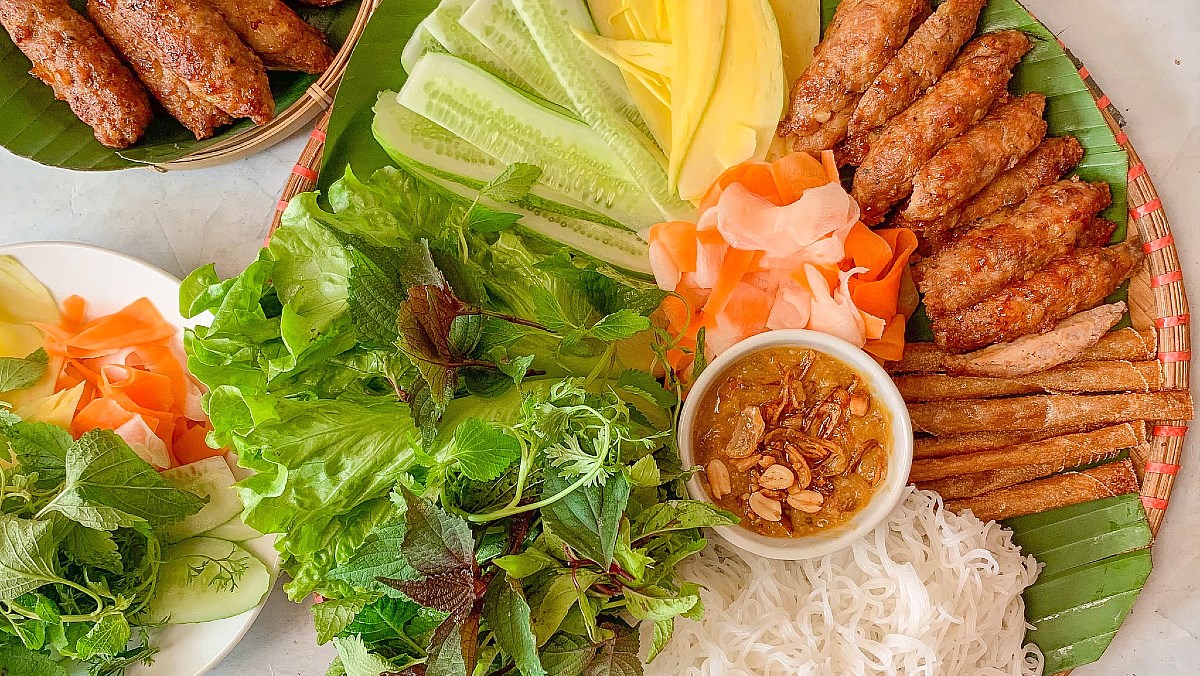 Top 13 quán nem lụi Nha Trang và cách làm nem lụi tại nhà