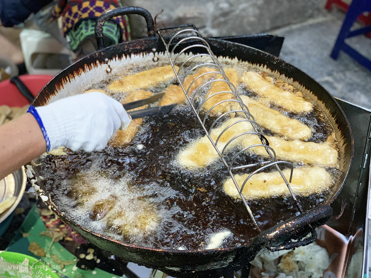 Top 20 món ăn vặt Sài Gòn nổi tiếng nhất định phải thử