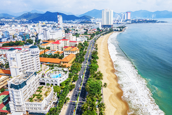 Top 10 bãi biển Nha Trang đẹp nổi tiếng nhất định phải ghé