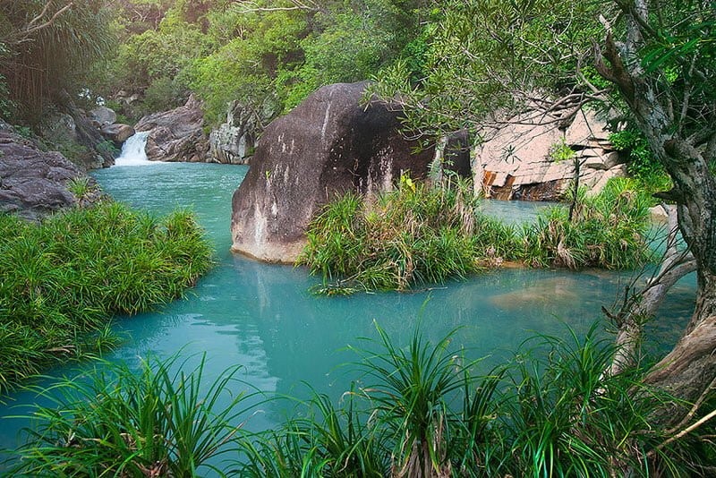 Du lịch Vĩnh Hy - Vịnh biển đẹp nhất Việt Nam