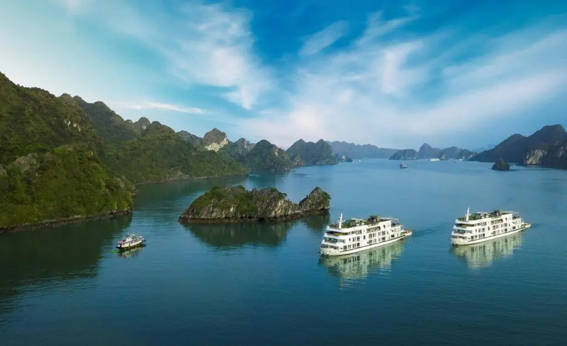 Era Cruises Halong Bay - Hiện đại sang trọng bậc nhất