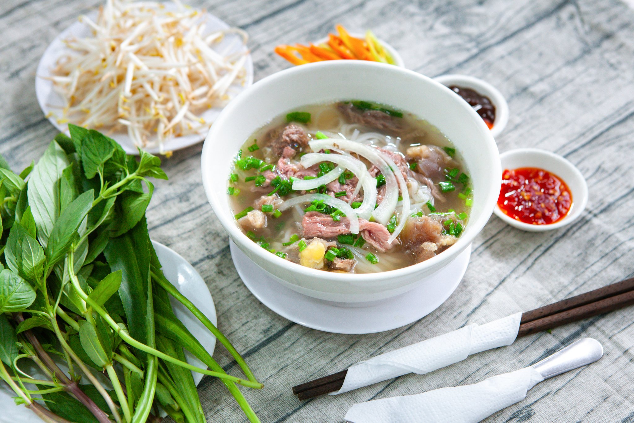 Top 10 món ngon Sài Gòn và địa chỉ ăn nổi tiếng