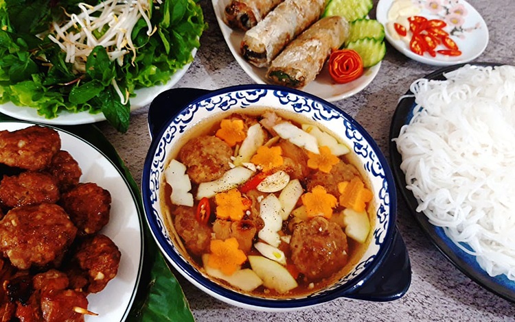 Top 15 quán ăn sáng Hà Nội ngon bạn nhất định phải thử một lần trong đời.