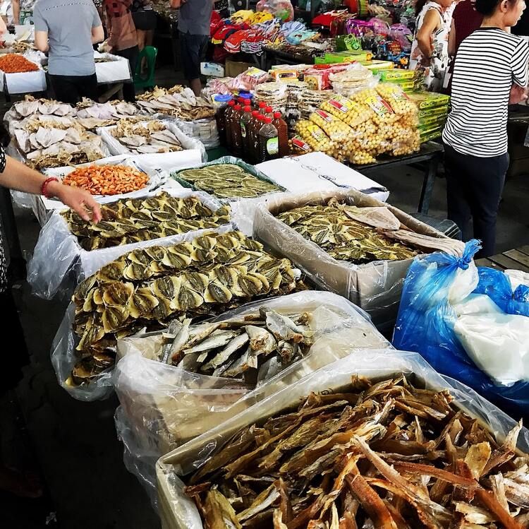 Chợ Cần Giờ – Thiên đường hải sản tươi ngon nức tiếng