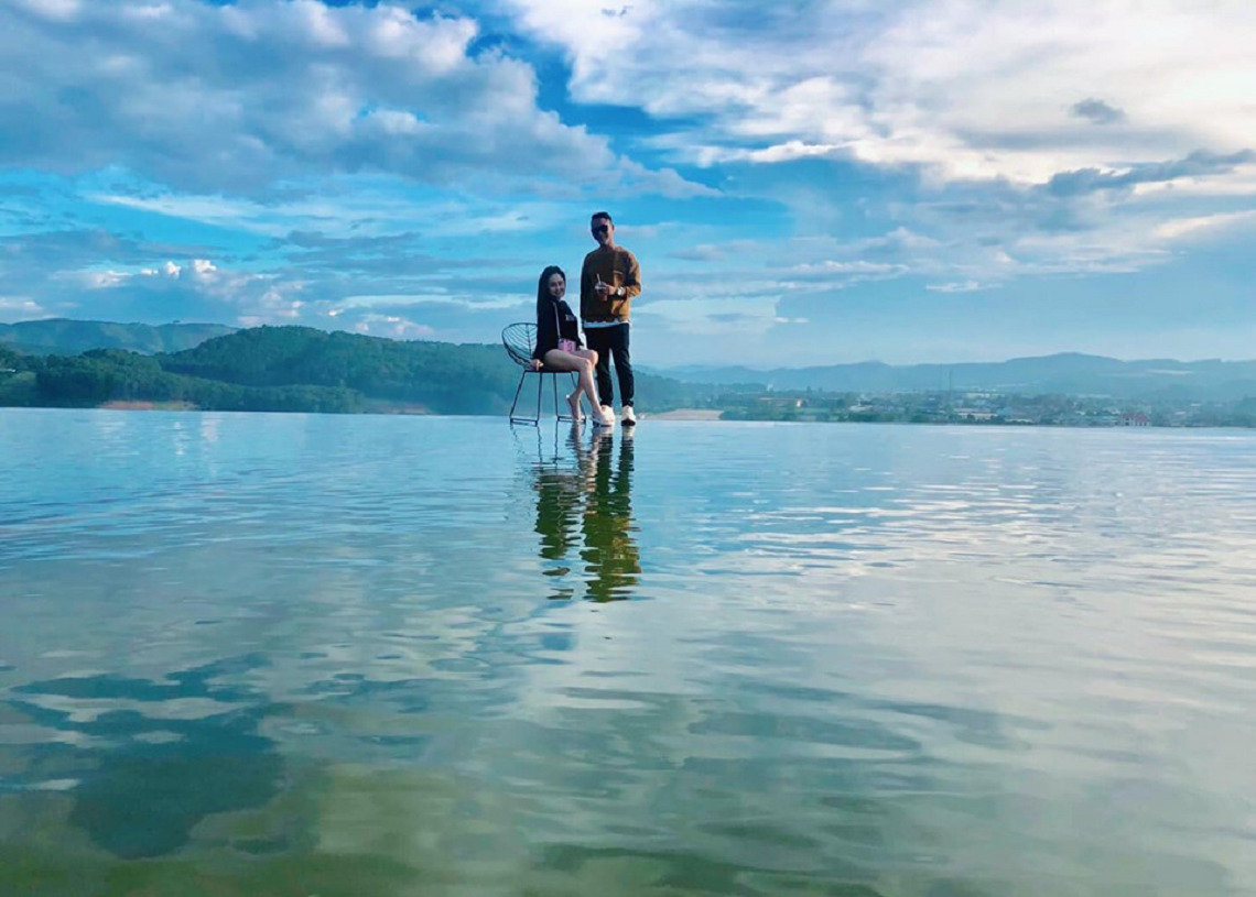 Hồ Trên Mây Đà Lạt - Địa điểm sống ảo đẹp mê mẩn