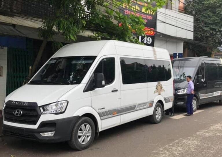 xe limousine Ha Noi Quang Ninh 17