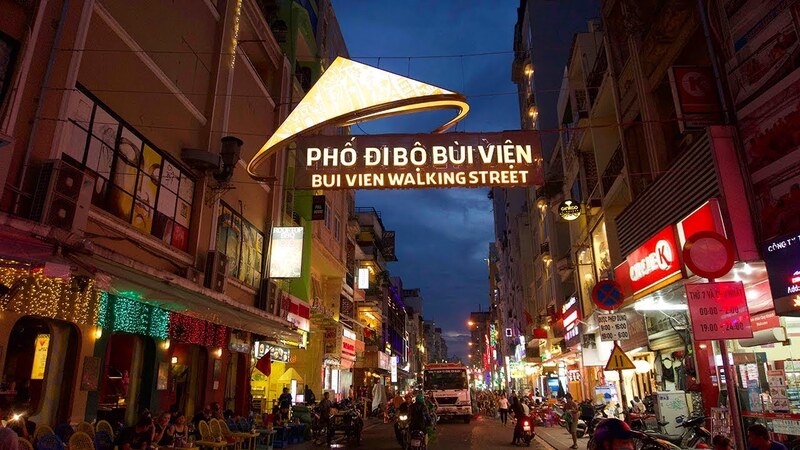 Phố đi bộ Bùi Viện – Con phố không ngủ giữa lòng Sài Gòn