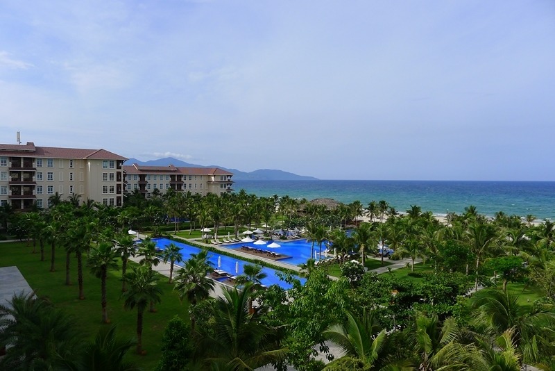 Bể bơi ngoài trời của Danang Marriott Resort & Spa