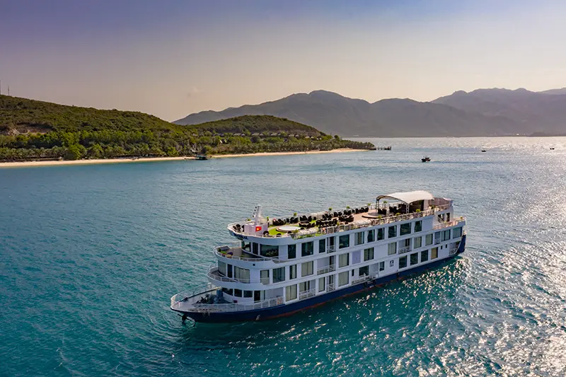 Du thuyền Sea Coral Nha Trang - Ngắm hoàng hôn trên vịnh