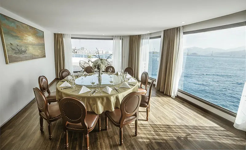 Du thuyền Sea Coral Nha Trang - Ngắm hoàng hôn trên vịnh