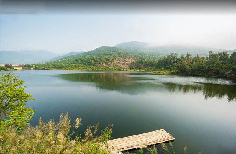 Hồ Xanh Đà Nẵng - Nét Đẹp Thơ Mộng Giữa Lòng Thành Phố